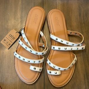 Crevo Polly sandals size 8‎